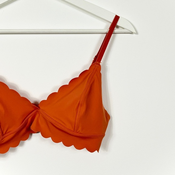 Urban Outfitters Out From Under Orange Scalloped Hem Bralette - Picture 3 of 3
